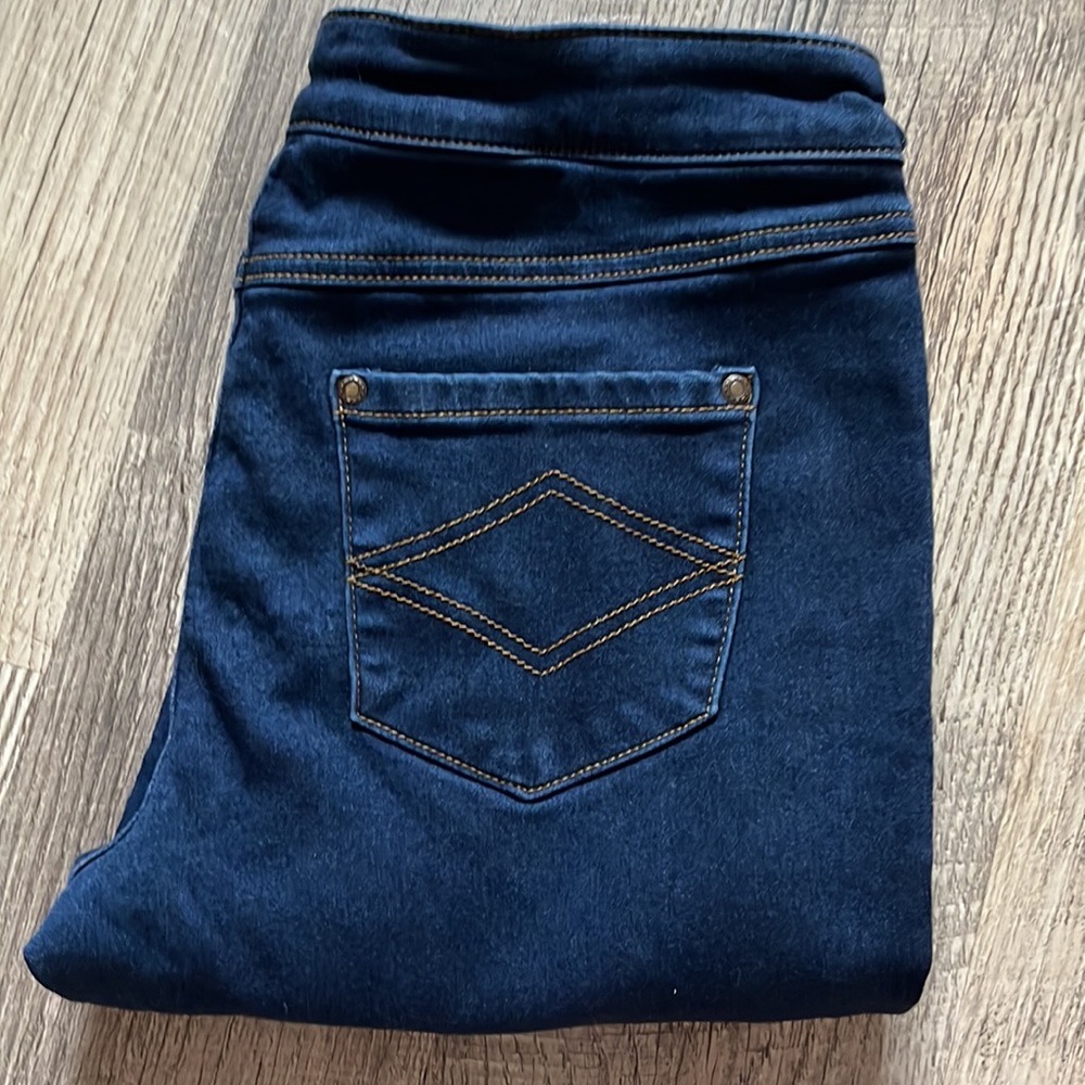 Pajama Jeans dark wash size medium EUC
